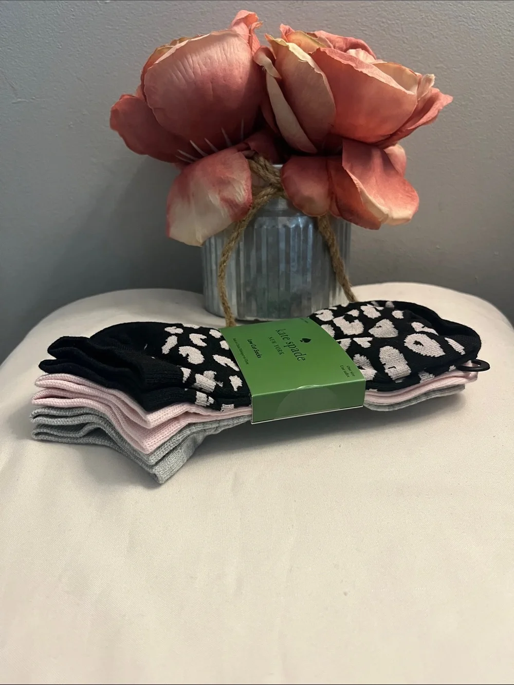 KATE SPADE Women's Multicolor Low-Cut Socks. Size: 4-10. Black, Pink, & Gray.